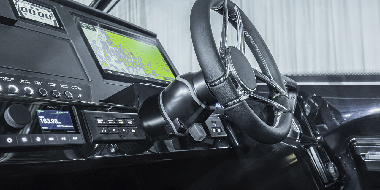 Finnmaster T9 electronical control tilt steering wheel